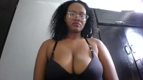 chantal99 online show from April 12, 6:33 pm