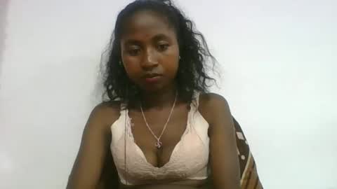 chantale483461 online show from April 18, 4:59 am