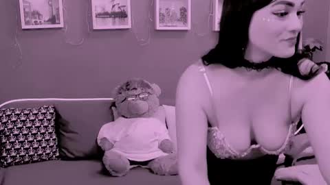 The Queen online show from March 13, 11:39 pm