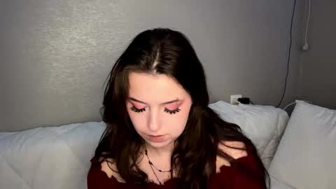 Freya online show from February 22, 6:09 pm