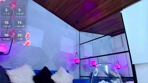 ambar online show from November 17, 11:11 am