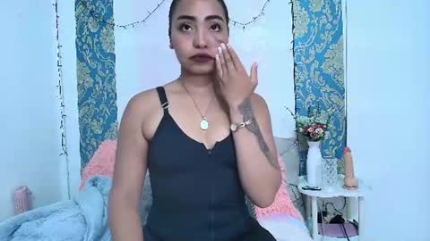 charlotte_princess_1 online show from July 3, 5:24 am