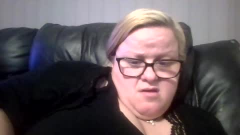 Charlottejones01 online show from April 4, 1:26 am