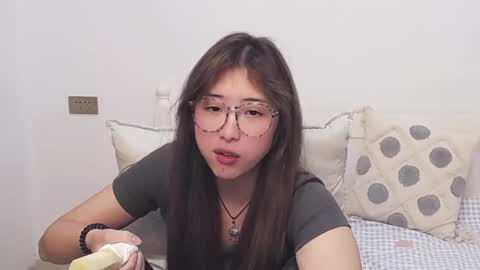 Charlotte online show from December 17, 2:43 pm