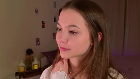 Kaylee online show from September 18, 3:54 pm