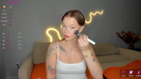 Em online show from September 26, 5:21 pm