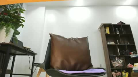 cherry online show from June 6, 9:48 am