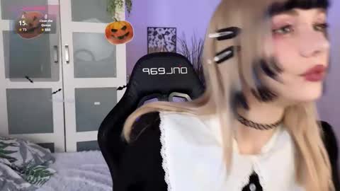 Cherry baby online show from October 31, 10:25 pm