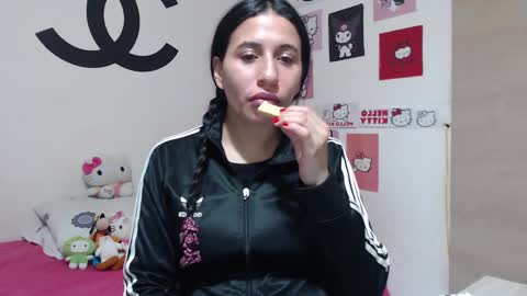 Snapshot of cherry_hc chatting on February 26, 3:57 am Nezumy Rey  online show from February 26, 3:57 am