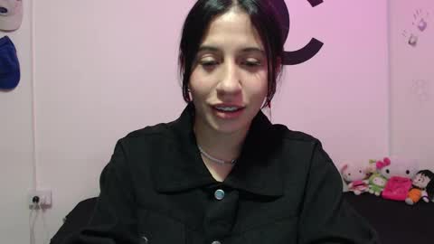 Snapshot of cherry_hc chatting on January 22, 10:17 pm Nezumy Rey  online show from January 22, 10:17 pm