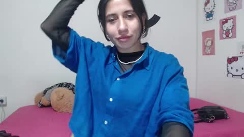 Snapshot of cherry_hc chatting on February 19, 1:40 am Nezumy Rey  online show from February 19, 1:40 am