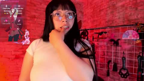     online show from October 4, 11:27 am