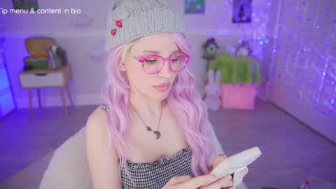 Cherry Crush  online show from February 20, 12:42 am