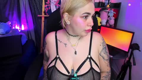 cherrykath online show from April 12, 3:48 pm