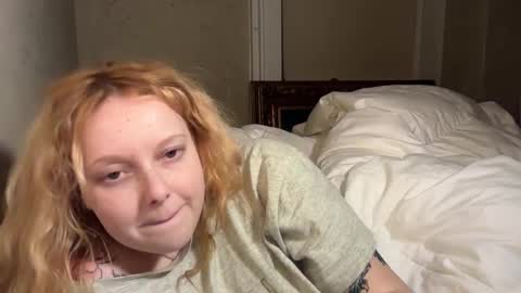 cherrykitten11 online show from March 2, 5:08 am