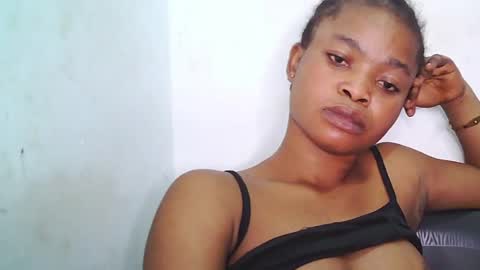 cherryxpussy online show from April 18, 7:07 pm