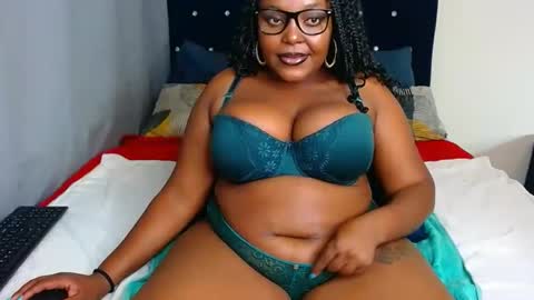 cherryyummy69 online show from February 24, 7:41 pm