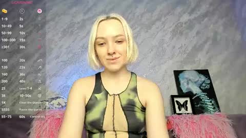 Cheryl online show from December 18, 12:04 am