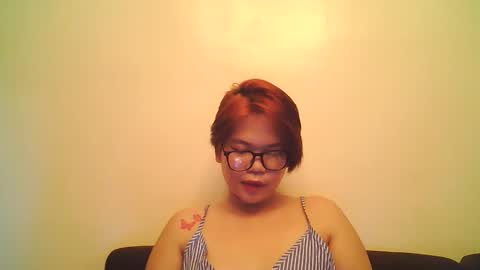 chesca online show from February 3, 1:38 am