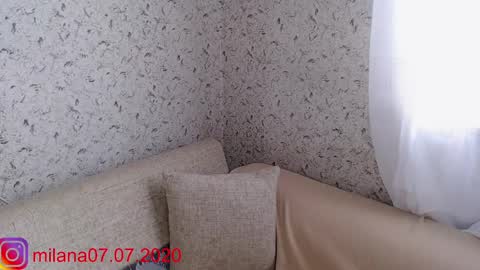 Mila online show from February 6, 9:32 am