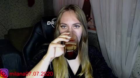 Mila online show from December 16, 8:26 pm