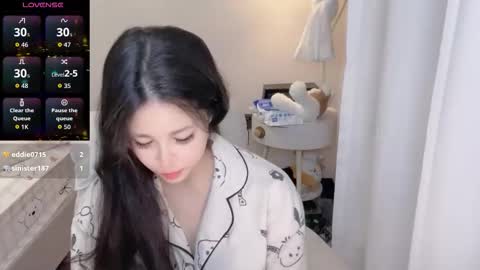 chillybb114 online show from March 18, 6:13 pm