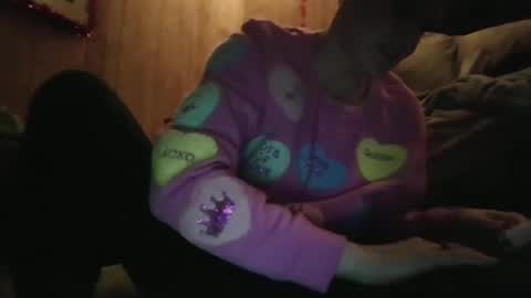 ChinaCove online show from February 15, 10:36 am