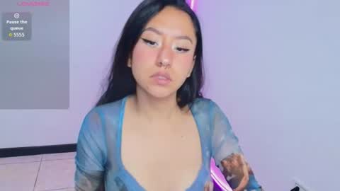 chloe_desire11 online show from July 30, 11:33 am