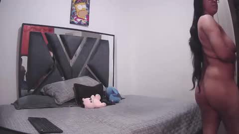 Chloe and Danna online show from November 21, 2:46 am