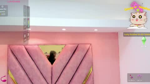 Chloe online show from April 19, 11:43 am