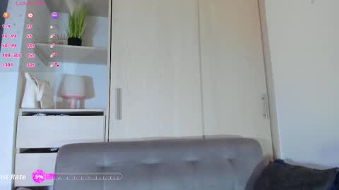 Chloe Miller  online show from October 28, 1:33 am