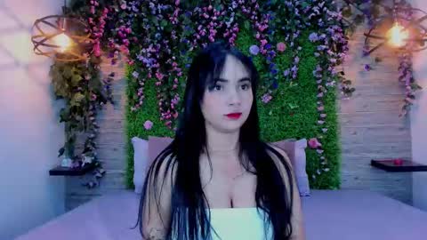 Chloe online show from February 19, 1:05 am