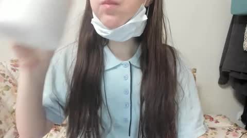 chloewilldoit online show from January 6, 5:00 am