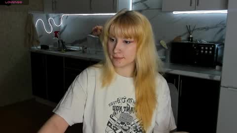 choco_meowx online show from March 30, 10:26 am