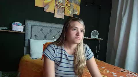 Snapshot of chris_sharon2023 chatting on October 21, 2:59 am Yarixa online show from October 21, 2:59 am