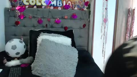 Christine Moore online show from July 24, 4:27 pm