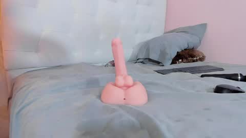 CIELO  online show from April 16, 9:39 pm