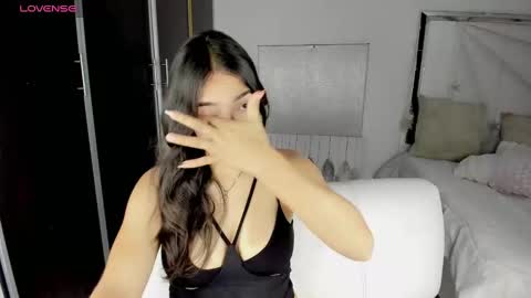 Snapshot of cieloo_ chatting on February 28, 3:37 pm CIELO online show from February 28, 3:37 pm