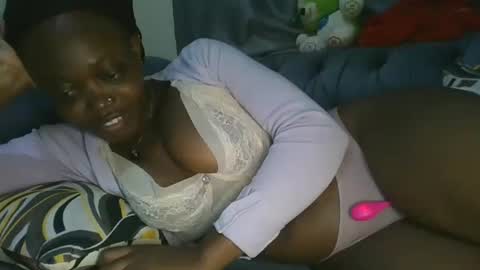 cilia petite online show from April 10, 9:54 pm