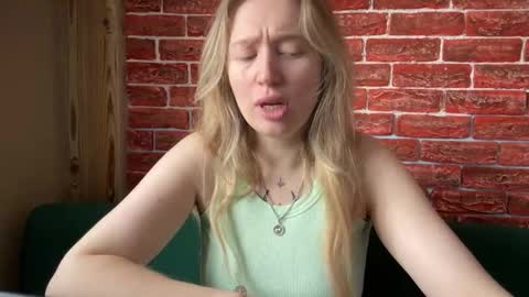 citrusblissss online show from October 10, 2:38 am