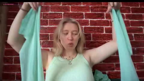 citrusblissss online show from November 3, 2:15 am