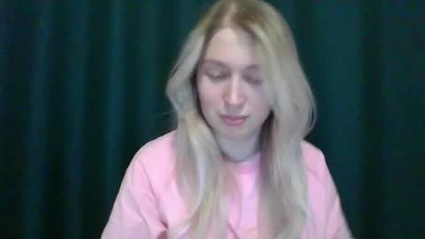 citrusblissss online show from March 7, 3:18 pm