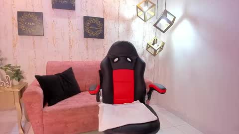 Snapshot of clairemillerx chatting on March 3, 8:50 pm clairemillerx online show from March 3, 8:50 pm