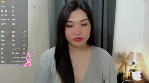 CLAIRE online show from November 11, 9:50 am