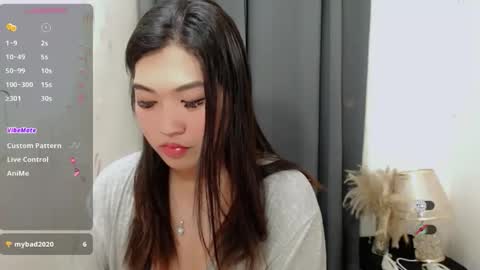 CLAIRE online show from October 26, 3:18 pm