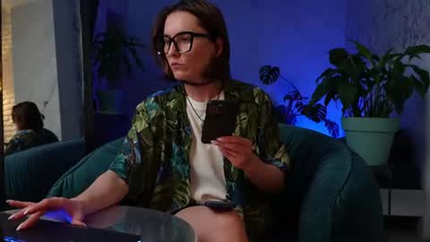 Clara online show from June 21, 6:34 pm
