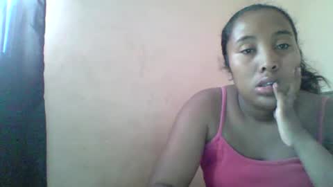 Clarah0123 online show from February 6, 7:13 am