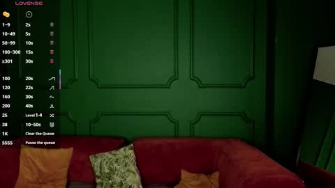 Claire online show from March 8, 2:32 pm