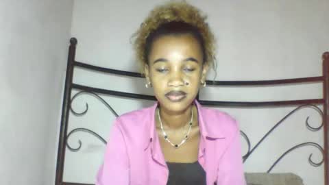 claudianne online show from April 6, 4:57 am