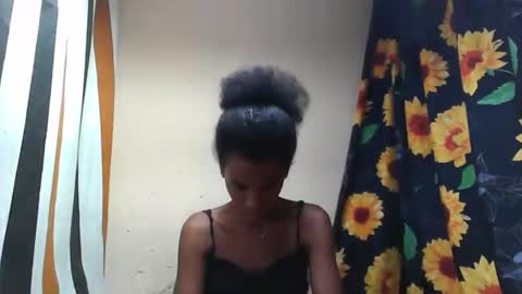 claudianne online show from October 26, 7:04 am